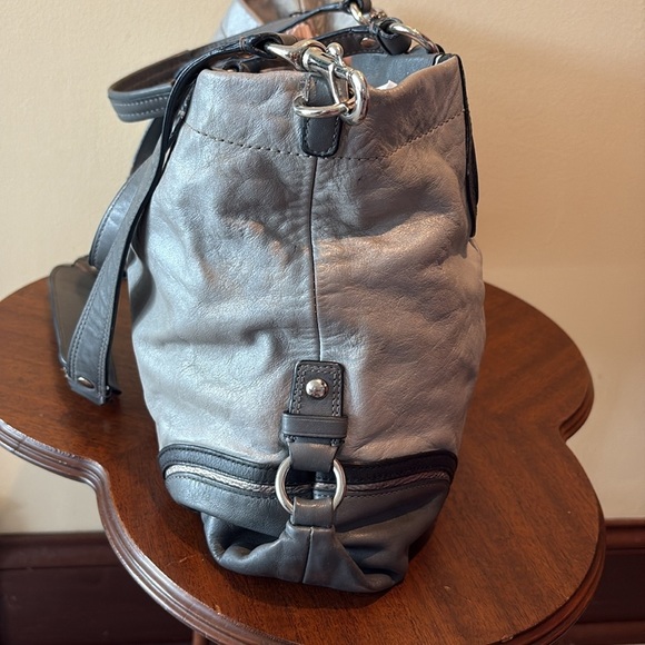 Coach 17096 Ashley tri-color satchel shoulder/Crossbody bag leather gray
EUC - Picture 8 of 17